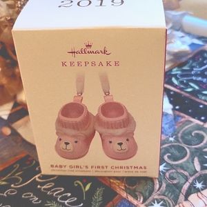 Hallmark Keepsake Ornament 2019 Baby Girl's First Christmas